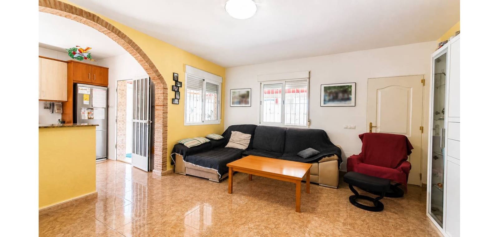 3 slaapkamer Villa te koop in Macisvenda met zwembad garage - € 265.000 (Ref: 9909038)