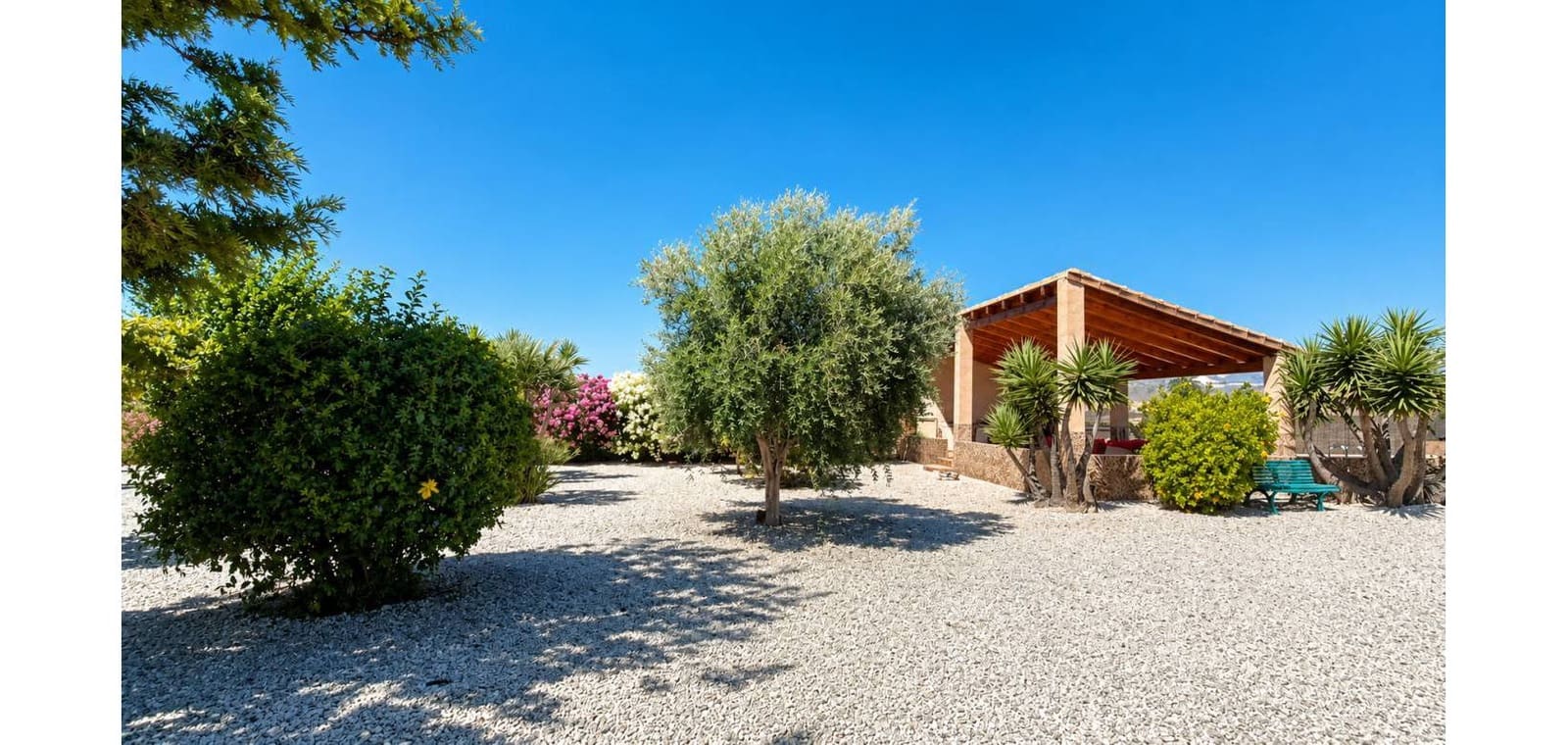 3 slaapkamer Villa te koop in Macisvenda met zwembad garage - € 265.000 (Ref: 9909038)
