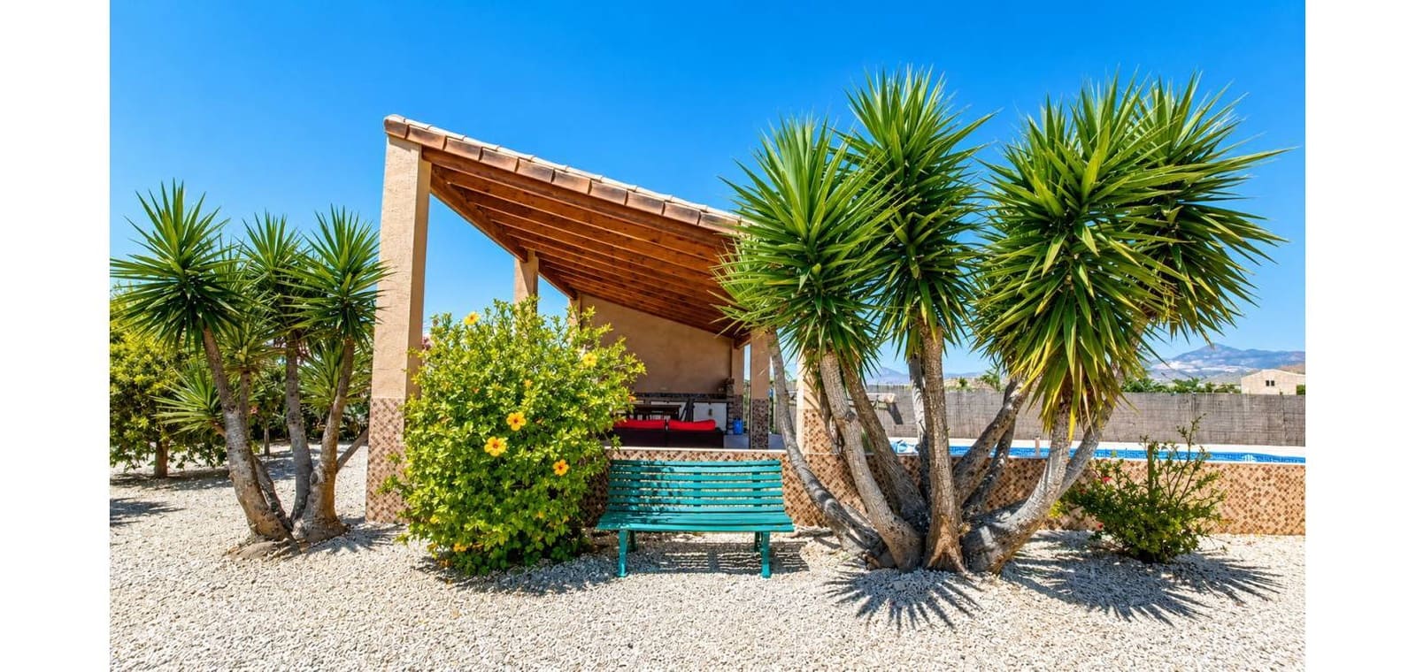 3 slaapkamer Villa te koop in Macisvenda met zwembad garage - € 265.000 (Ref: 9909038)