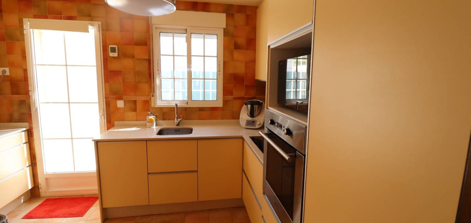 3 soveværelse Villa til salg i Fortuna med swimmingpool - € 269.500 (Ref: 9911523)
