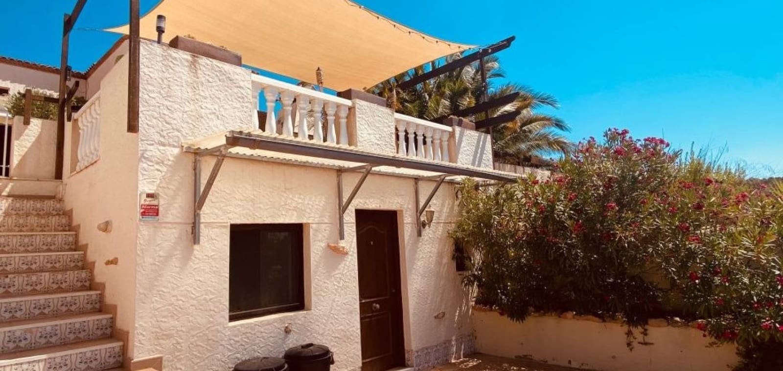 Chalet de 6 habitaciones en Barbarroja en venta con piscina - 535.000 € (Ref: 9911827)