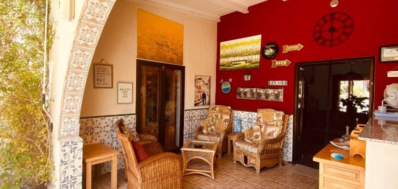 Chalet de 6 habitaciones en Barbarroja en venta con piscina - 535.000 € (Ref: 9911827)