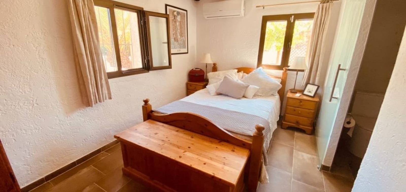 Chalet de 6 habitaciones en Barbarroja en venta con piscina - 535.000 € (Ref: 9911827)