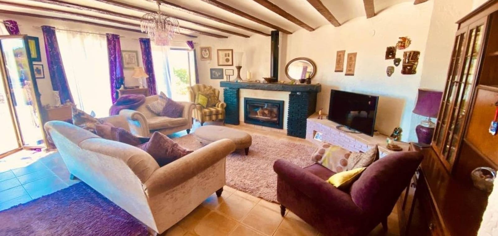 Chalet de 6 habitaciones en Barbarroja en venta con piscina - 535.000 € (Ref: 9911827)