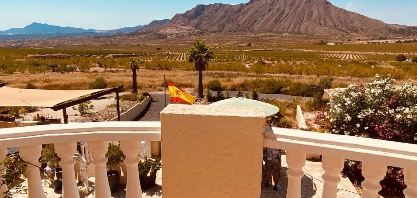 Chalet de 6 habitaciones en Barbarroja en venta con piscina - 535.000 € (Ref: 9911827)