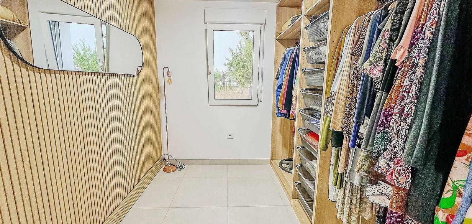 Chalet de 3 habitaciones en Pinoso en venta con piscina - 289.995 € (Ref: 9956032)