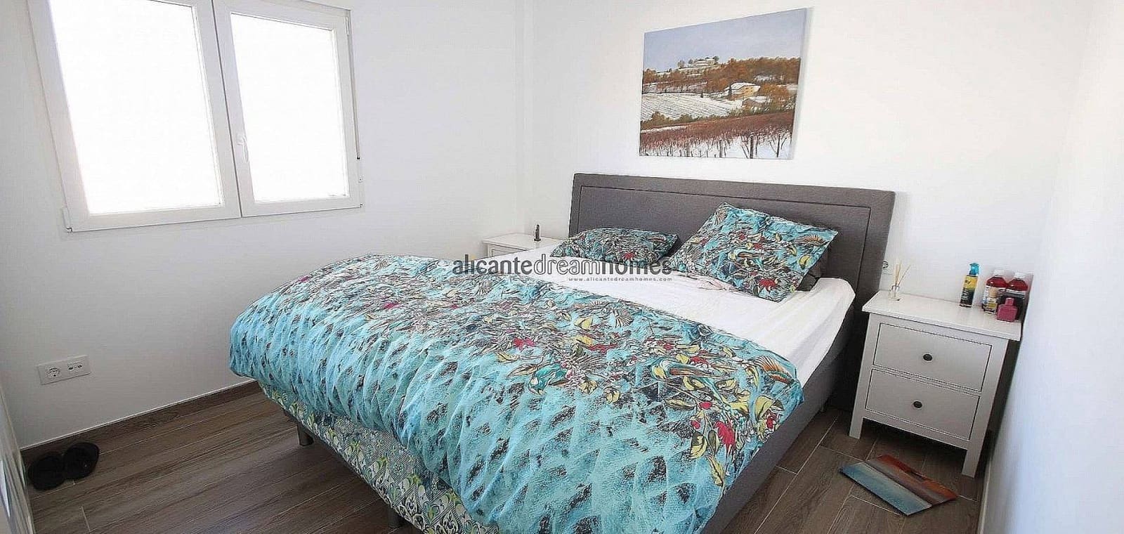 Chalet de 3 habitaciones en Pinoso en venta con piscina - 289.995 € (Ref: 9956032)