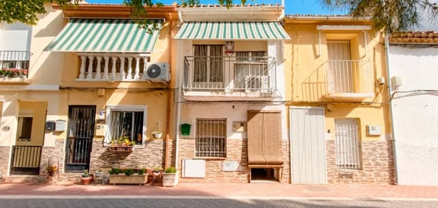 4 soverom Hus til salgs i Hondón de los Frailes med garasje - € 140 000 (Ref: 9956196)