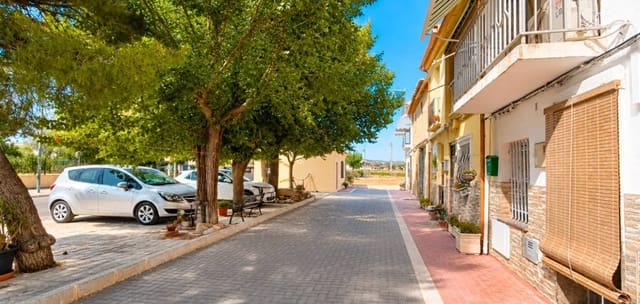 4 soverom Hus til salgs i Hondón de los Frailes med garasje - € 140 000 (Ref: 9956196)