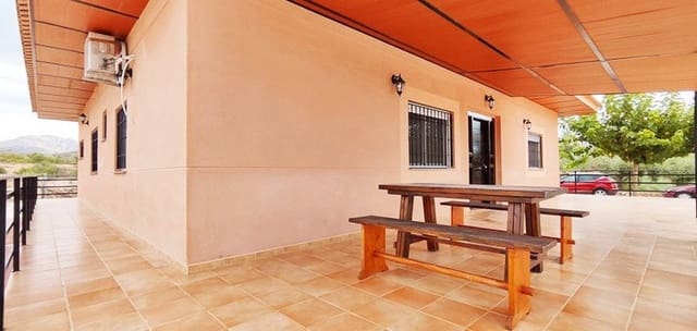 3 soverom Villa til salgs i Abanilla med svømmebasseng garasje - € 319 000 (Ref: 9999372)