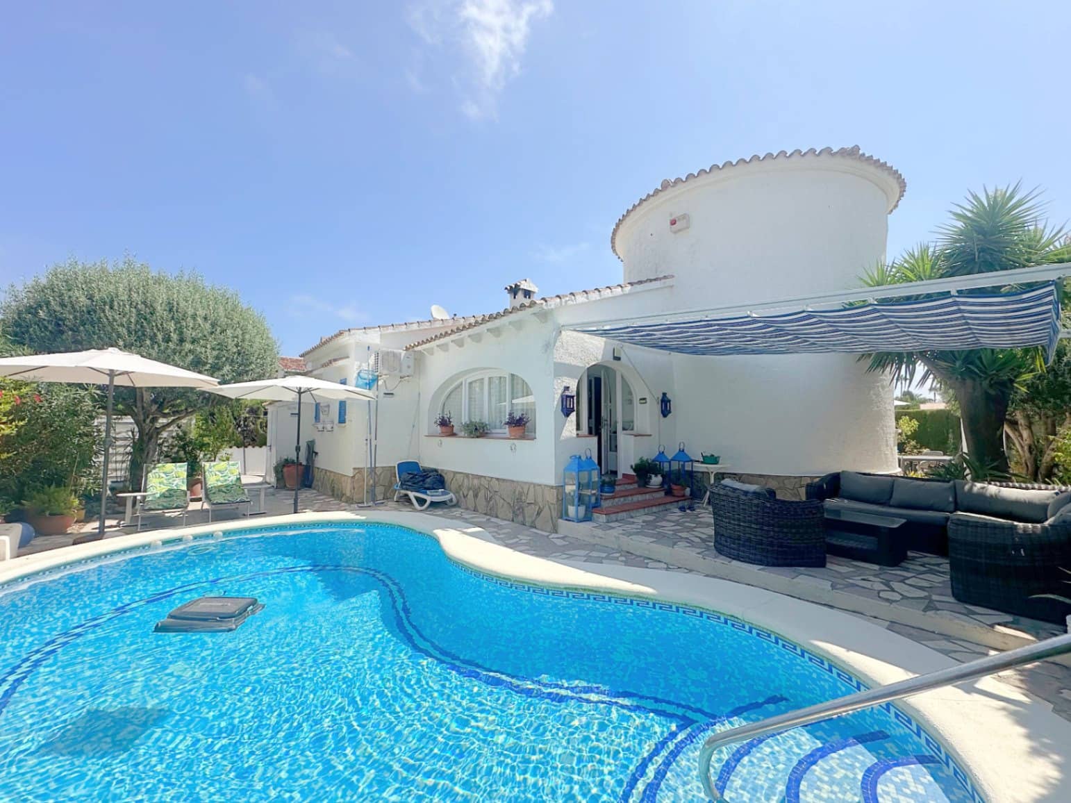 4 Zimmer Villa zu verkaufen in Els Poblets mit Pool Garage - 380.000 € (Ref: 10004627)