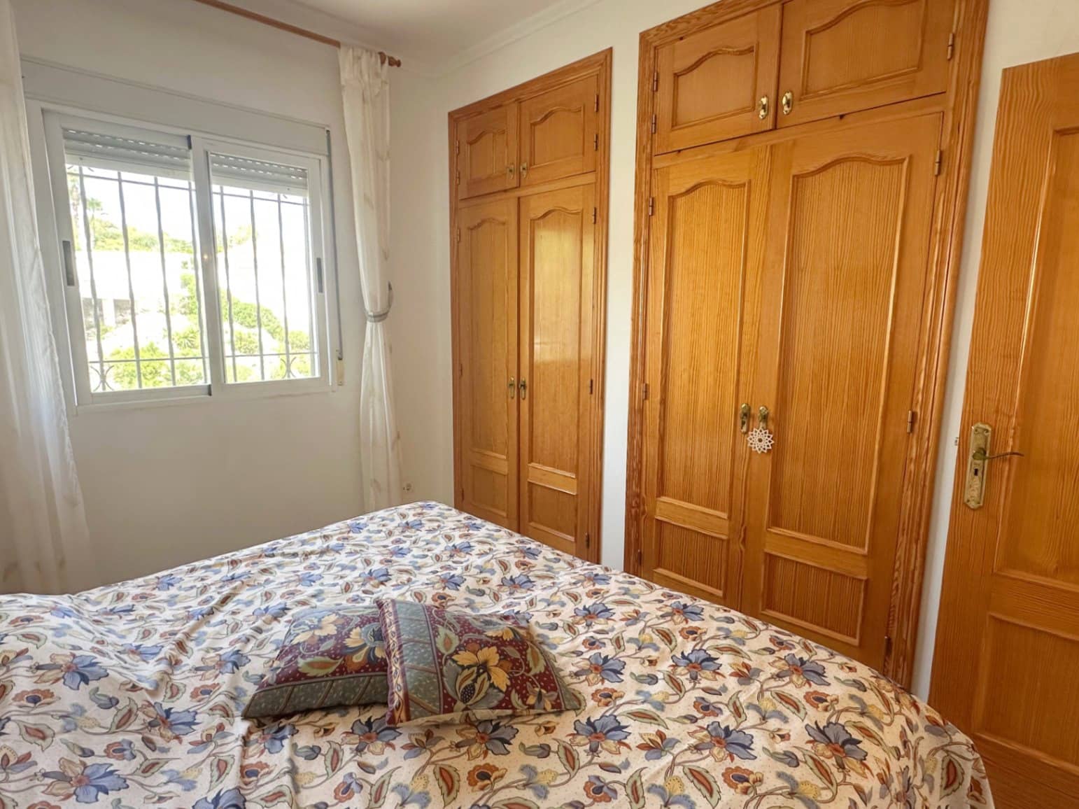Chalet de 3 habitaciones en Ráfol de Almunia en venta con garaje - 420.000 € (Ref: 10082185)