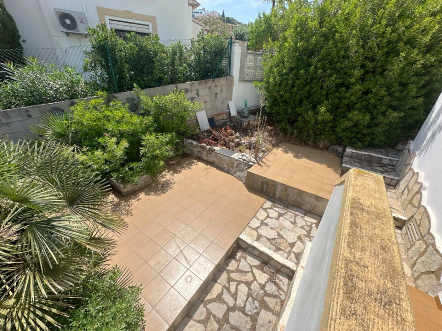 Chalet de 3 habitaciones en Ráfol de Almunia en venta con garaje - 420.000 € (Ref: 10082185)