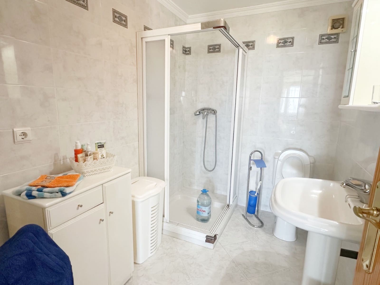 Chalet de 3 habitaciones en Ráfol de Almunia en venta con garaje - 420.000 € (Ref: 10082185)