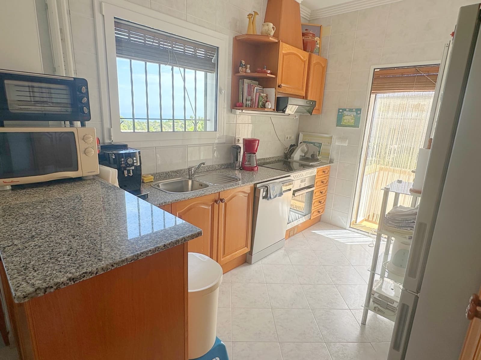 Chalet de 3 habitaciones en Ráfol de Almunia en venta con garaje - 420.000 € (Ref: 10082185)