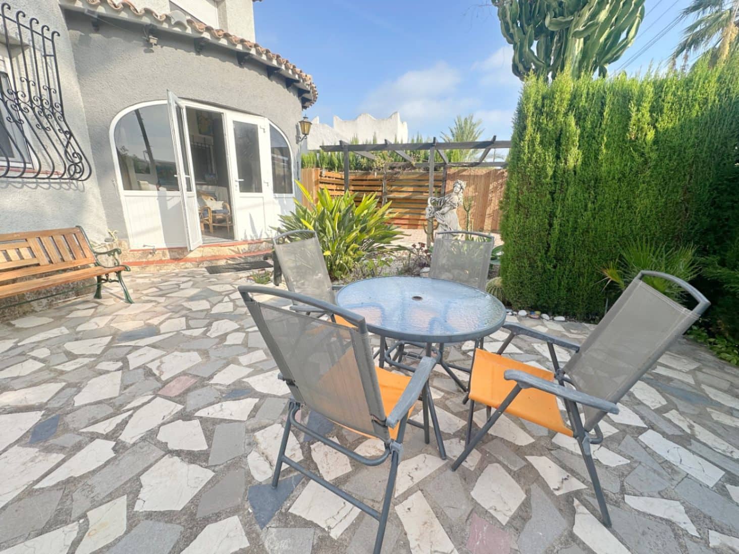 Chalet de 4 habitaciones en Els Poblets en venta con piscina garaje - 460.000 € (Ref: 10112364)
