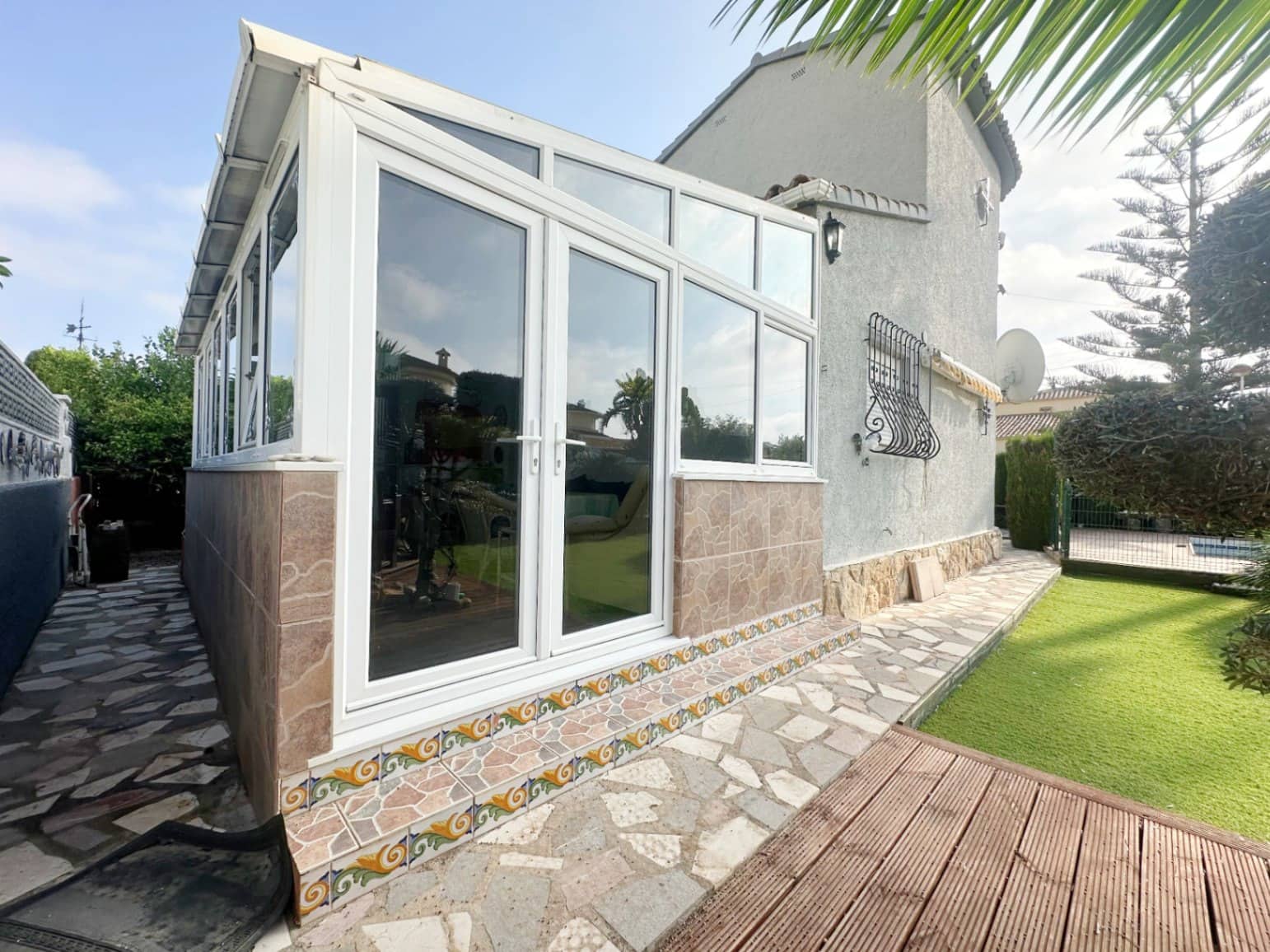 Chalet de 4 habitaciones en Els Poblets en venta con piscina garaje - 460.000 € (Ref: 10112364)