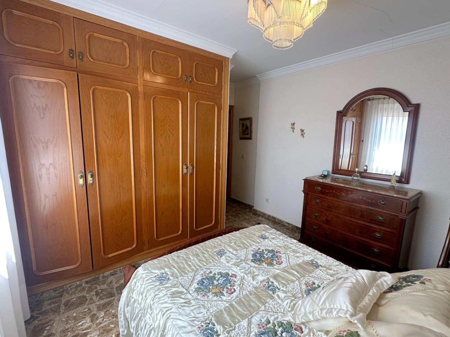 7 bedroom Terraced Villa for sale in Els Poblets with garage - € 699,000 (Ref: 10130943)
