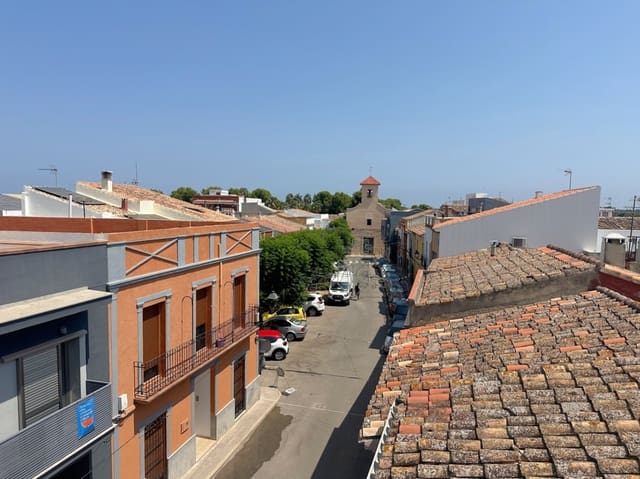 Adosado de 7 habitaciones en Els Poblets en venta con garaje - 699.000 € (Ref: 10130943)