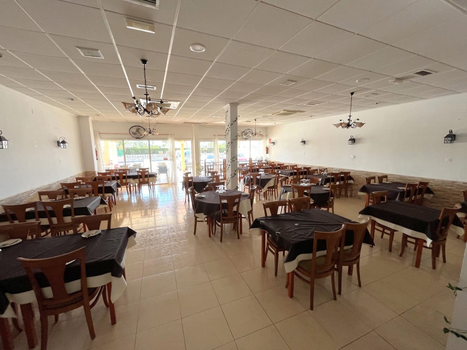 Erhverv til salg i Els Poblets - € 390.000 (Ref: 8553648)