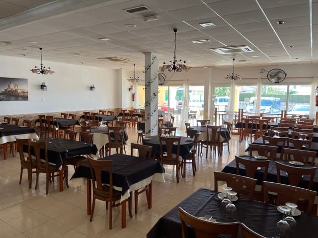 Commerciale in vendita in Els Poblets - 390.000 € (Rif: 8553648)