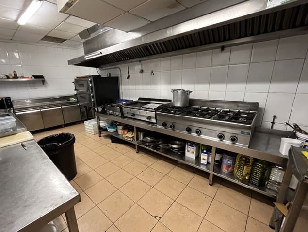 Commerciale in vendita in Els Poblets - 390.000 € (Rif: 8553648)