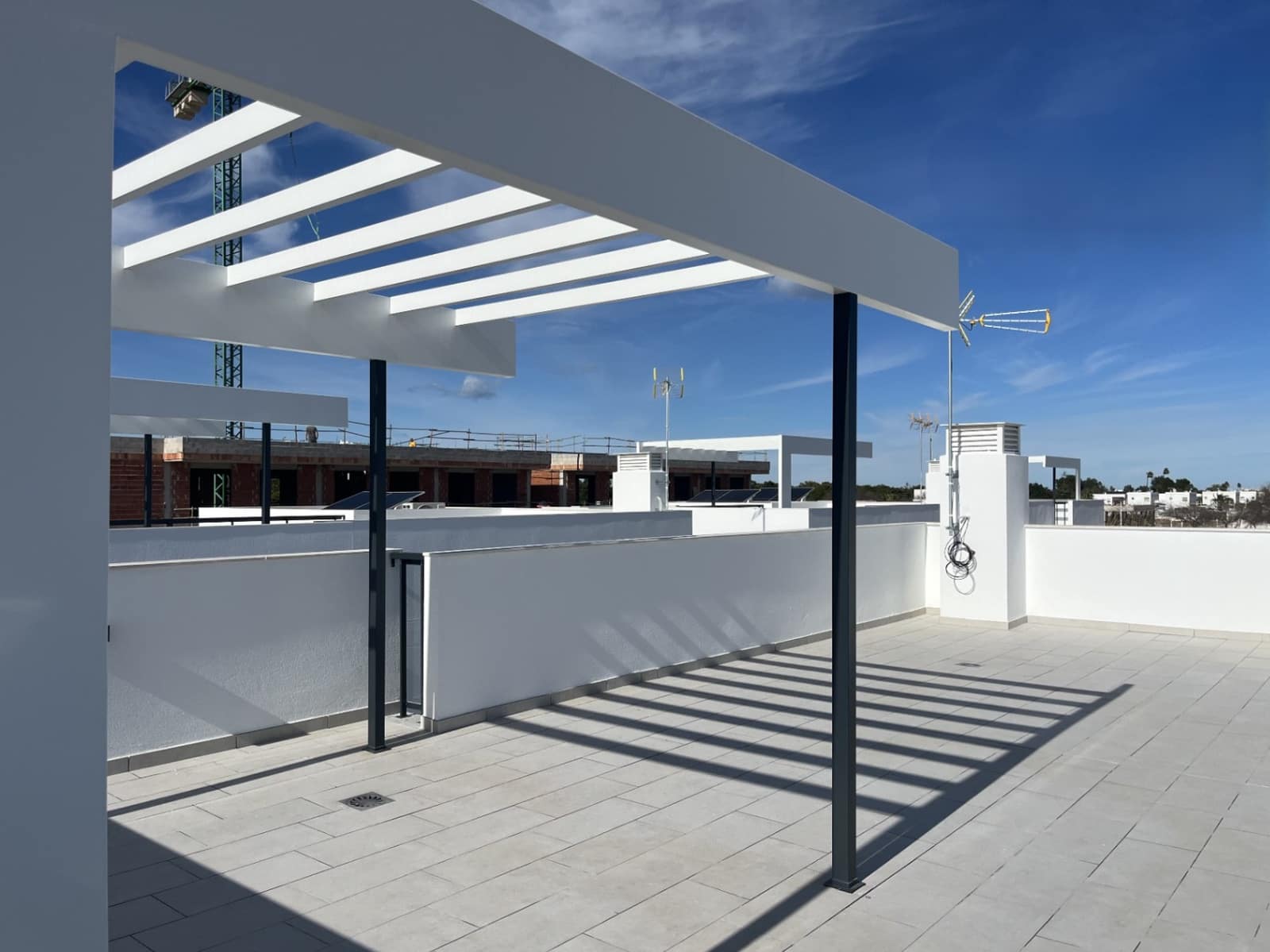 3 makuuhuone Huvila myytävänä paikassa Els Poblets mukana uima-altaan 
autotalli - 475 000 € (Ref: 8690769)