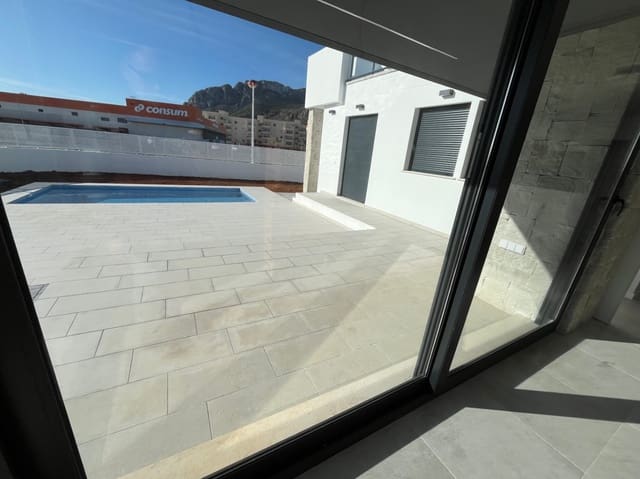3 makuuhuone Huvila myytävänä paikassa Els Poblets mukana uima-altaan 
autotalli - 475 000 € (Ref: 8690769)