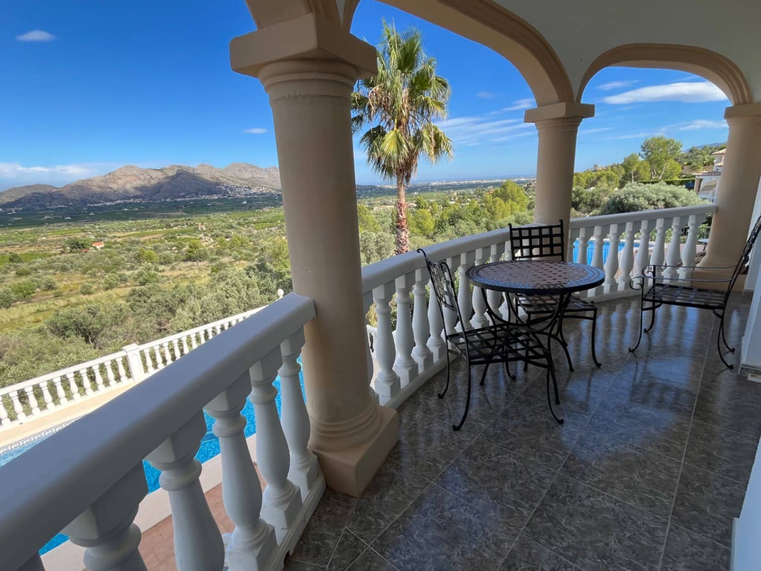 3 camera da letto Villa in vendita in Orba con piscina garage - 410.000 € (Rif: 8796220)