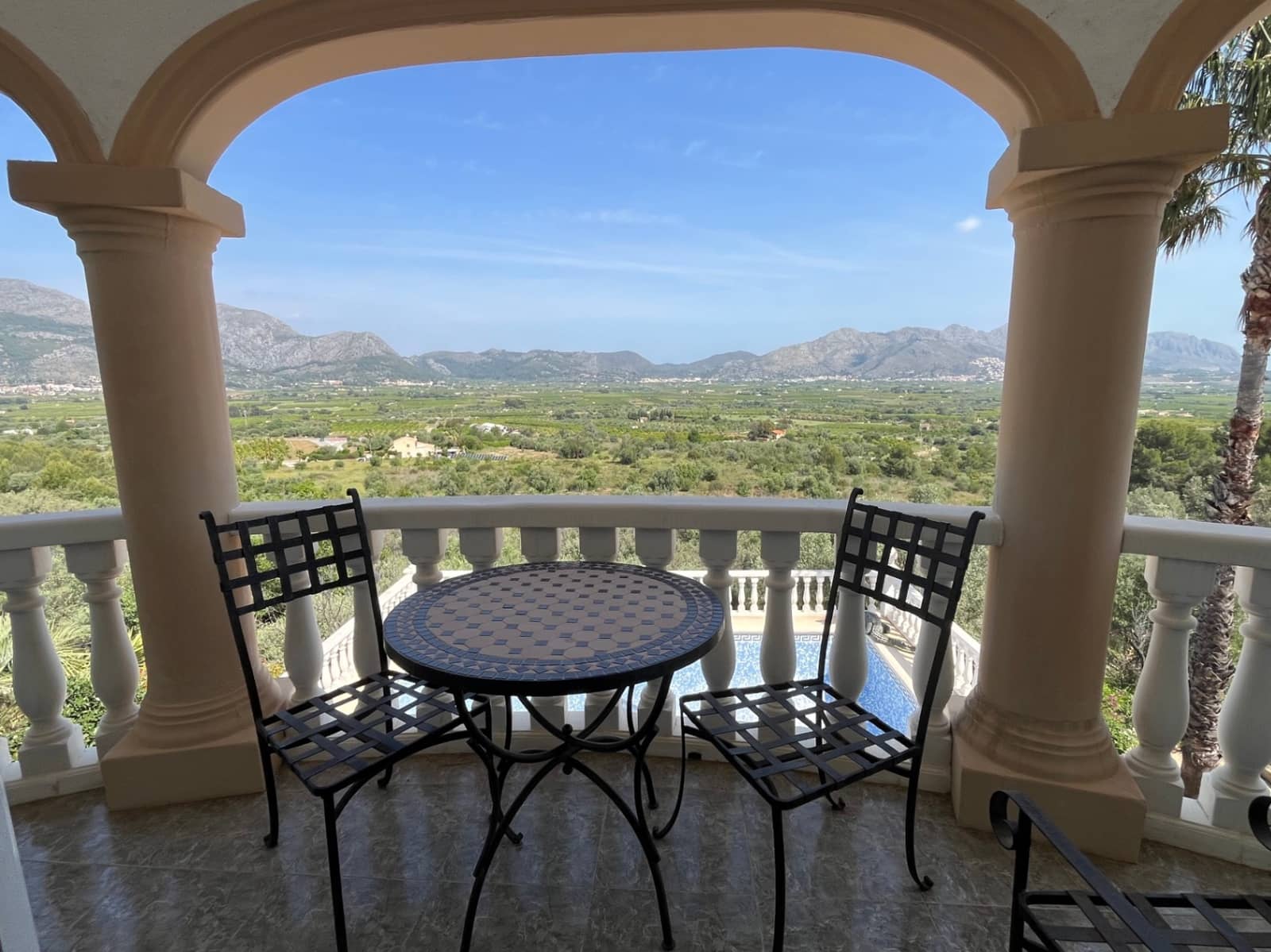 3 bedroom Villa for sale in Orba with pool garage - € 410,000 (Ref: 8796220)