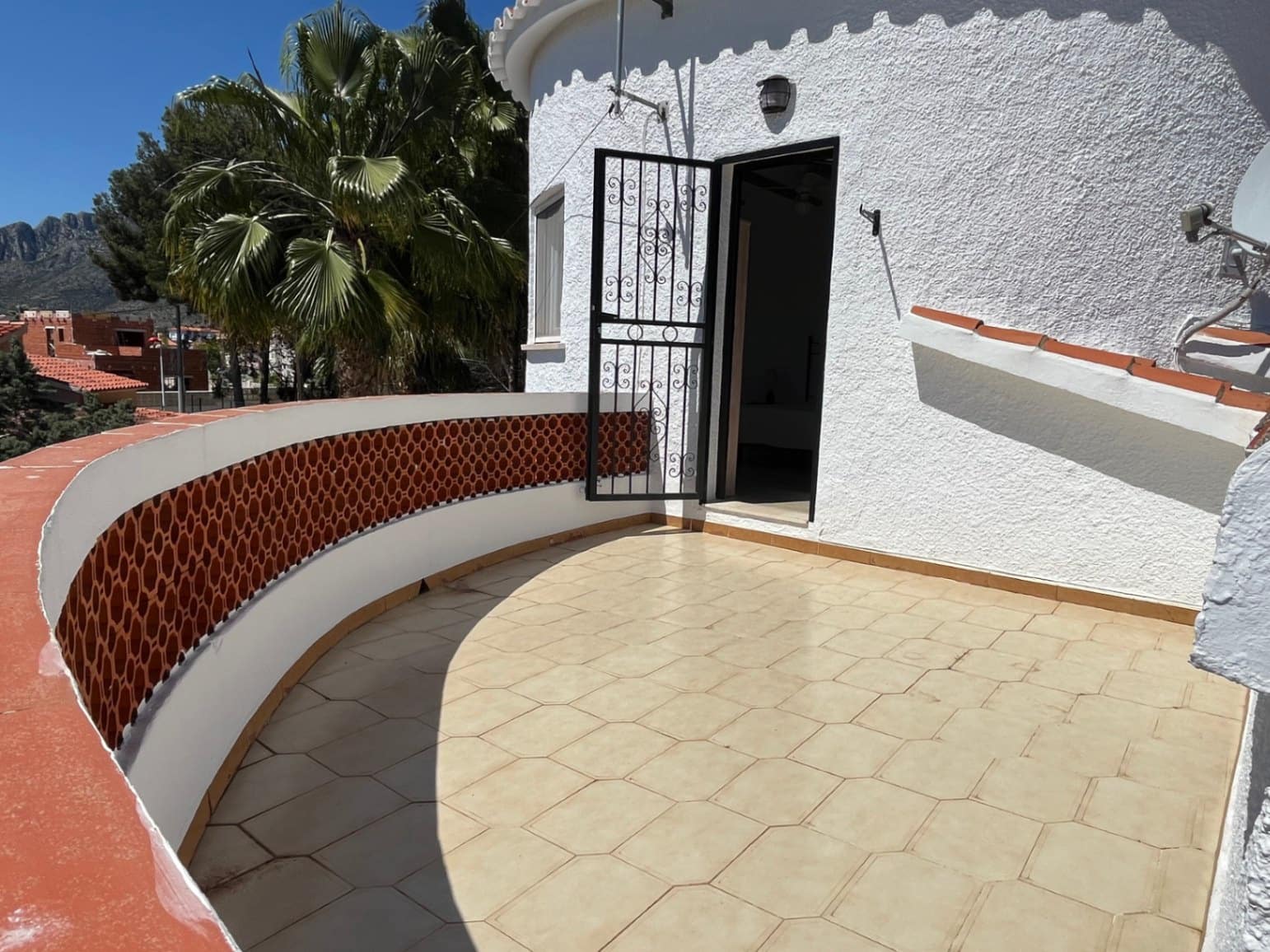 3 Zimmer Villa zu verkaufen in Els Poblets mit Garage - 540.000 € (Ref: 8979888)