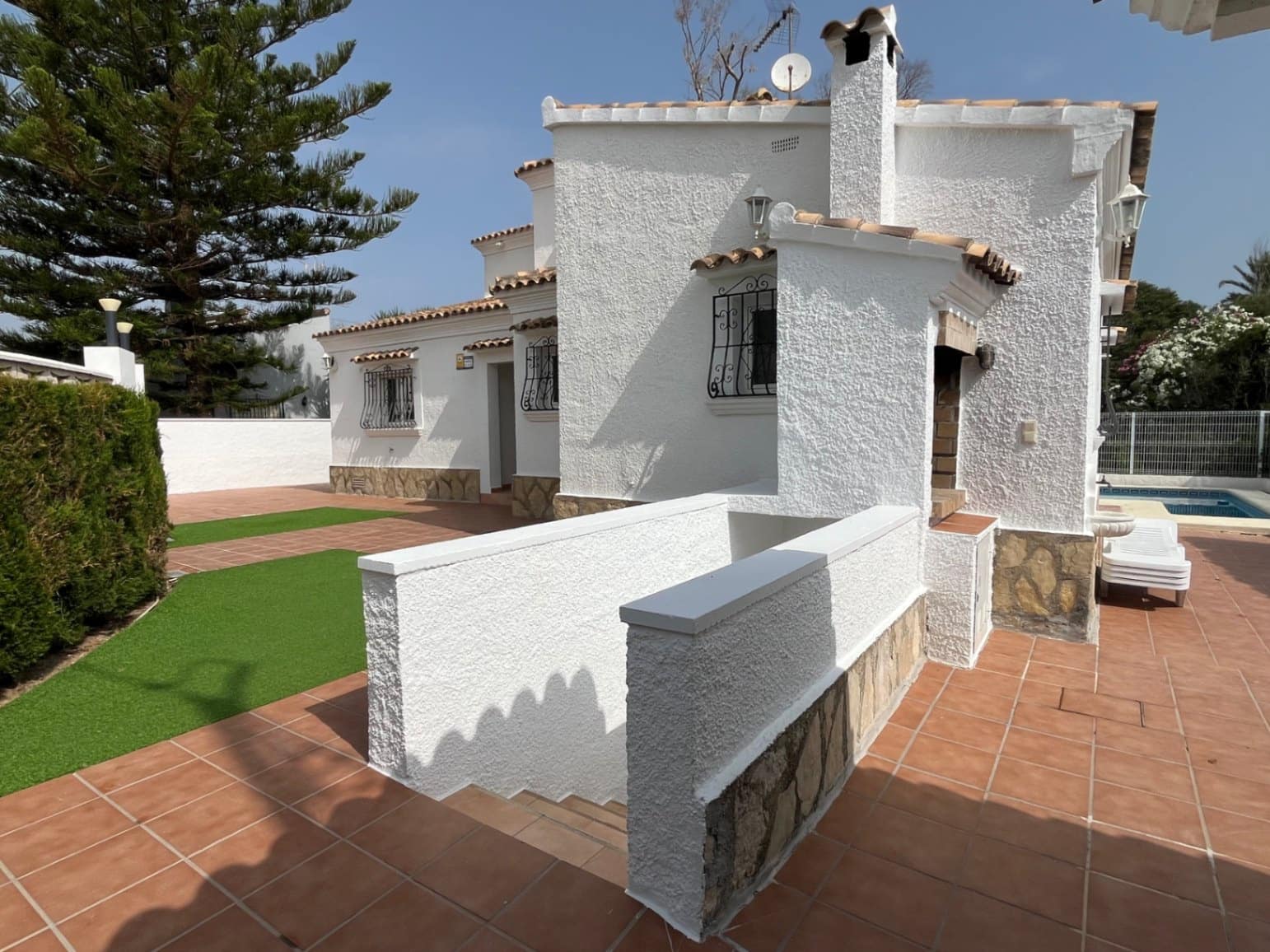 3 Zimmer Villa zu verkaufen in Els Poblets mit Pool Garage - 650.000 € (Ref: 9127861)