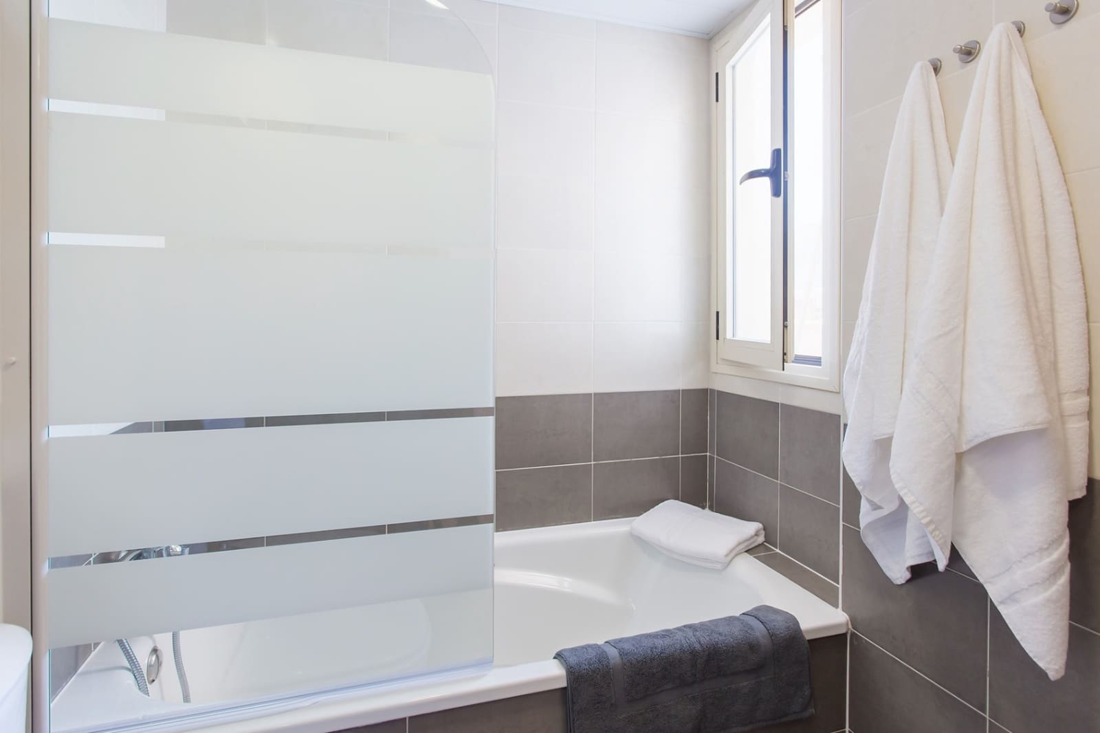 2 soveværelse Penthouse til salg i Denia med swimmingpool garage - € 395.000 (Ref: 9196927)