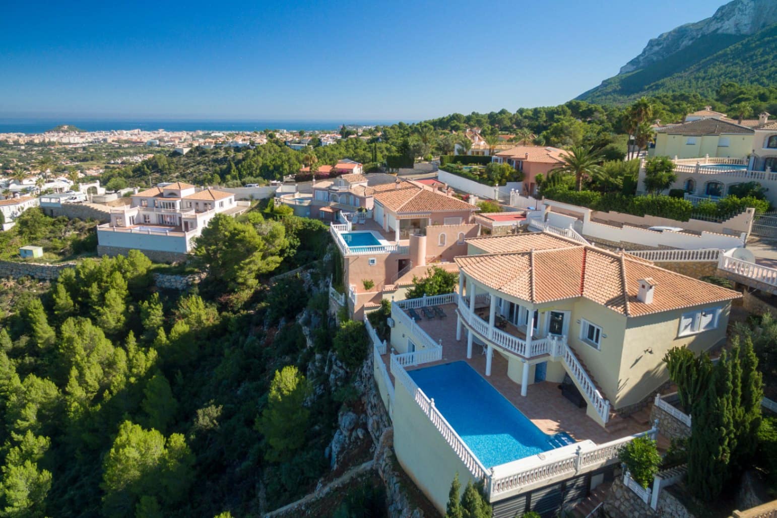 3 chambre Villa/Maison à vendre à Denia avec piscine garage - 850 000 € (Ref: 9312133)