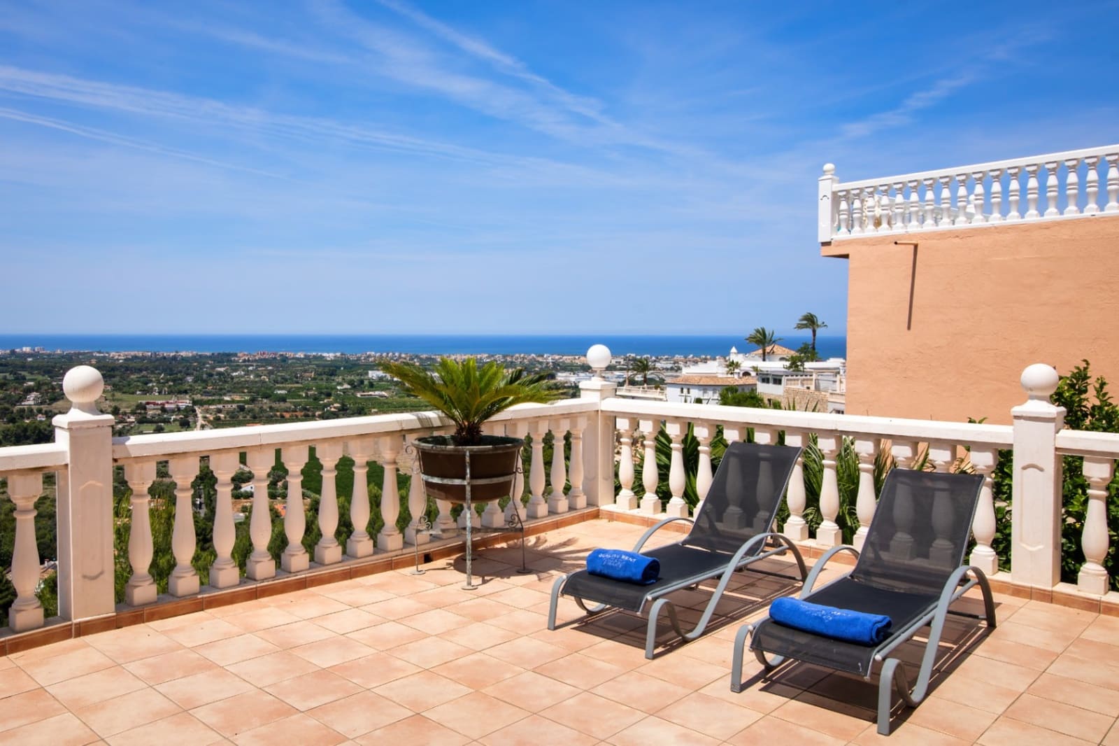 3 chambre Villa/Maison à vendre à Denia avec piscine garage - 850 000 € (Ref: 9312133)