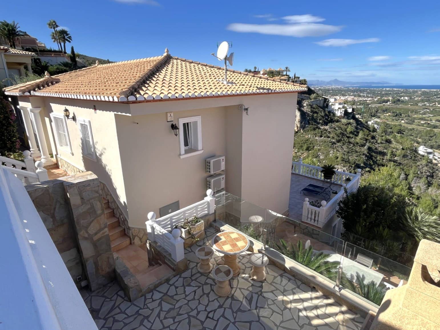 3 chambre Villa/Maison à vendre à Denia avec piscine garage - 850 000 € (Ref: 9312133)