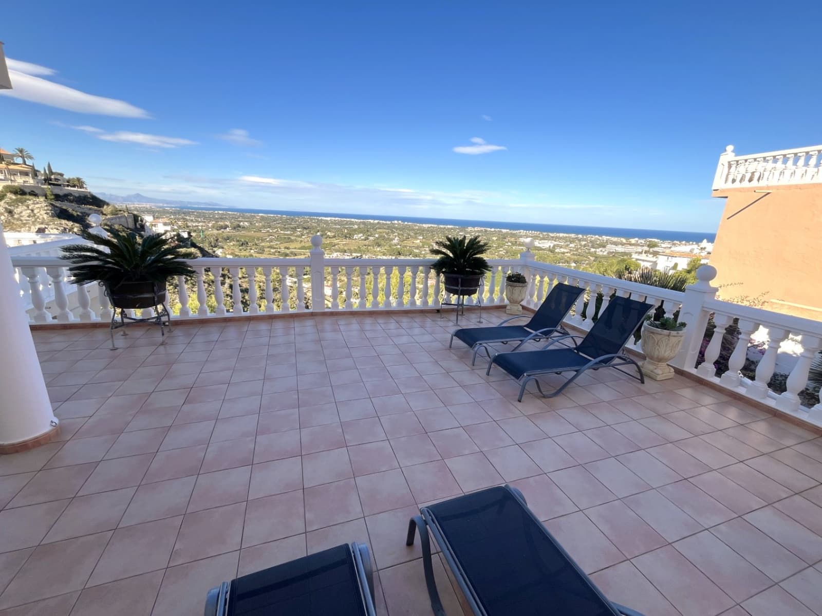 3 chambre Villa/Maison à vendre à Denia avec piscine garage - 850 000 € (Ref: 9312133)