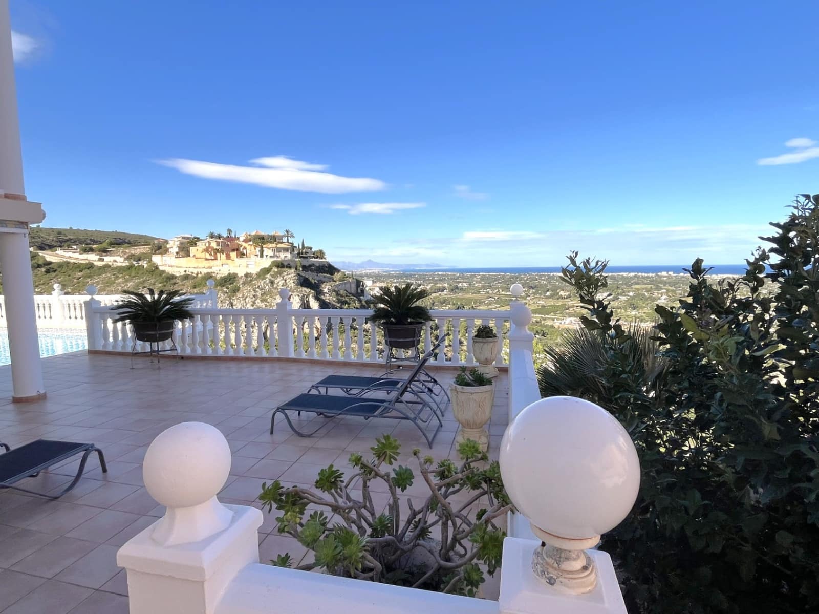 3 chambre Villa/Maison à vendre à Denia avec piscine garage - 850 000 € (Ref: 9312133)