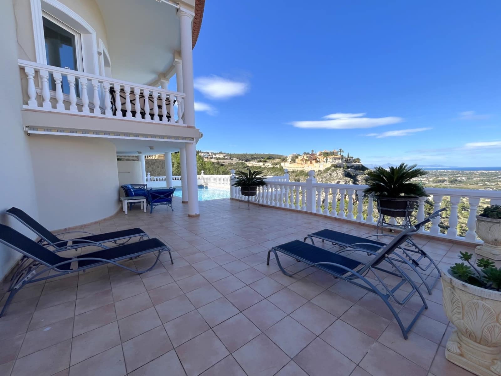 3 chambre Villa/Maison à vendre à Denia avec piscine garage - 850 000 € (Ref: 9312133)