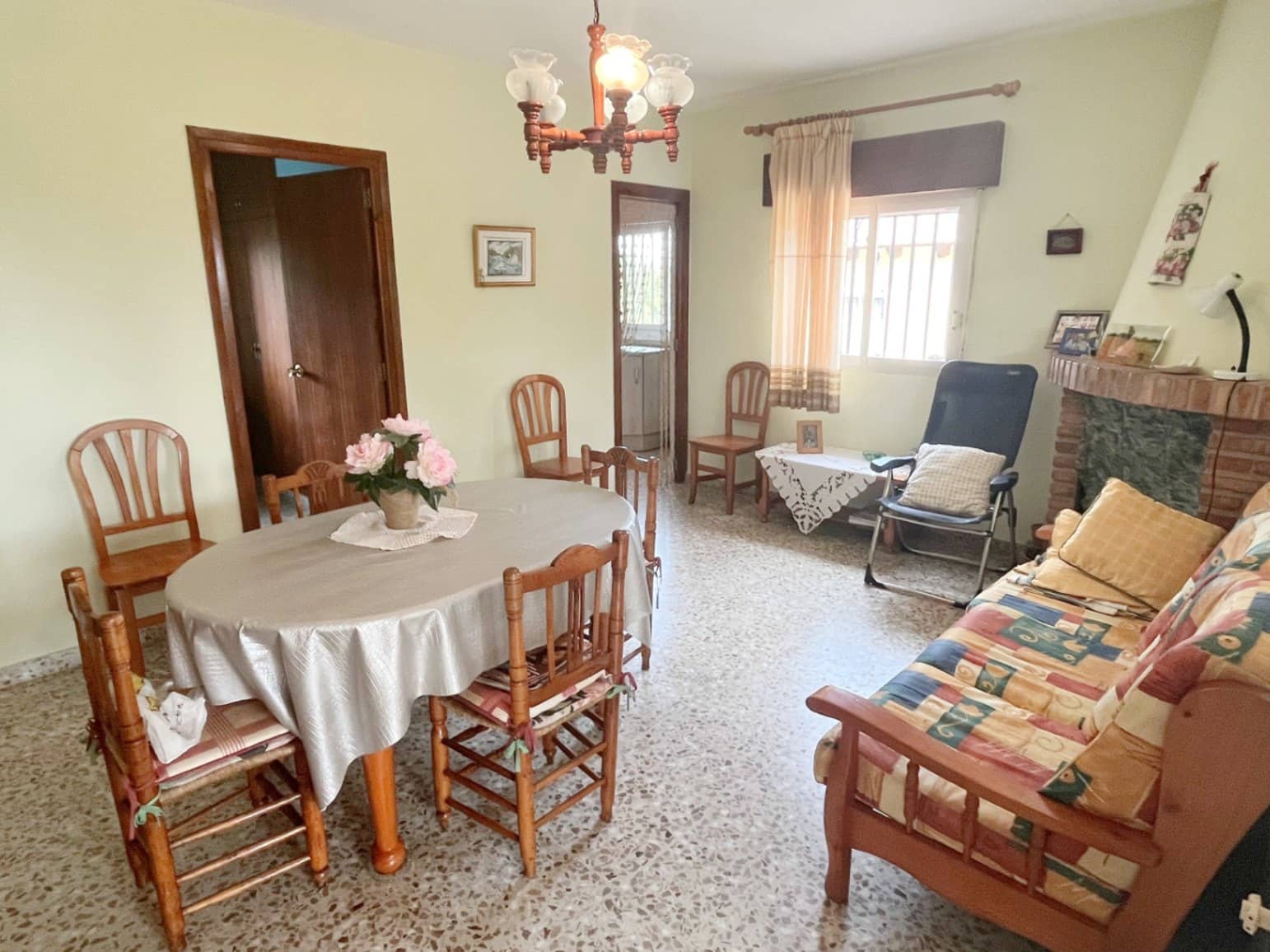 3 bedroom Villa for sale in Oliva - € 320,000 (Ref: 9316987)