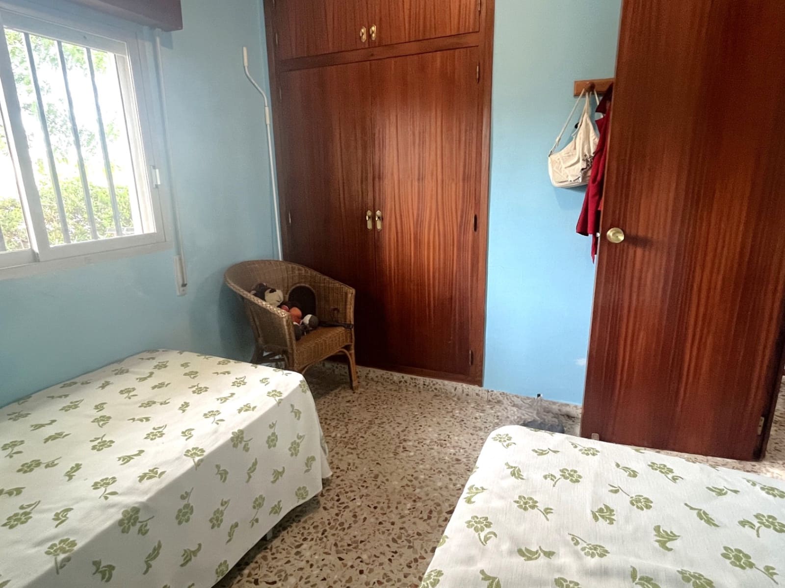 3 bedroom Villa for sale in Oliva - € 320,000 (Ref: 9316987)