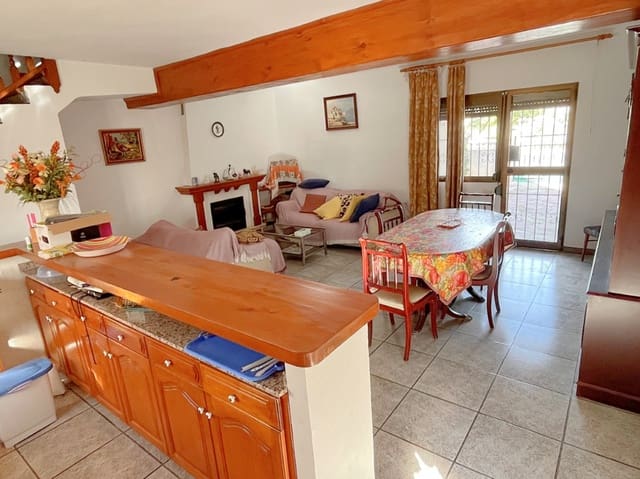 4 bedroom Villa for sale in Las Marinas / Les Marines, Dénia with garage - € 500,000 (Ref: 9599896)