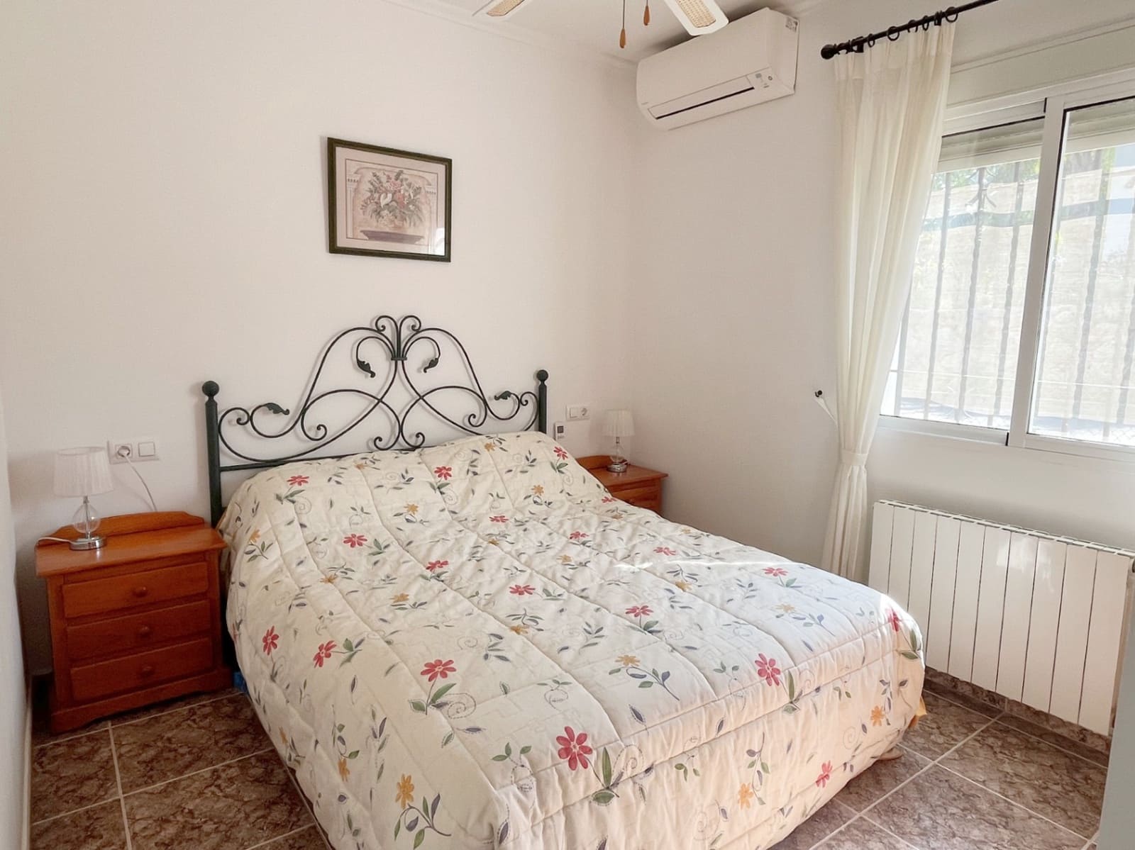 2 bedroom Villa for sale in Rafol de Almunia with pool garage - € 299,500 (Ref: 9720950)