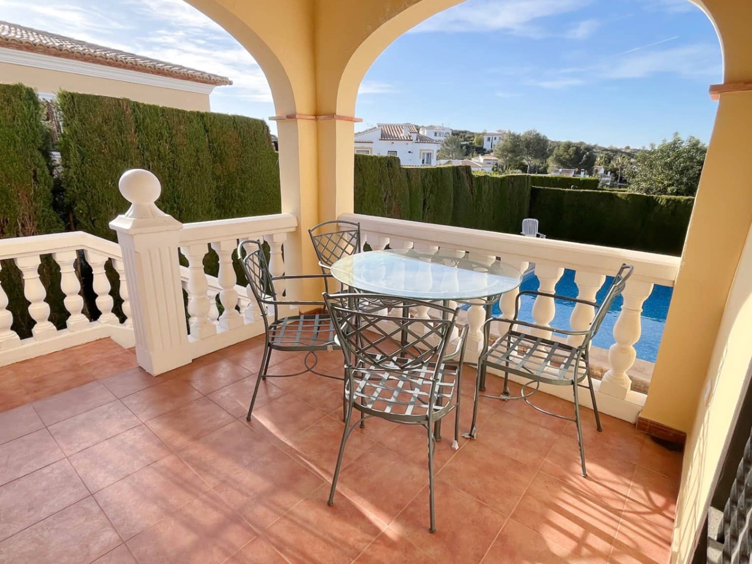 2 bedroom Villa for sale in Rafol de Almunia with pool garage - € 299,500 (Ref: 9720950)