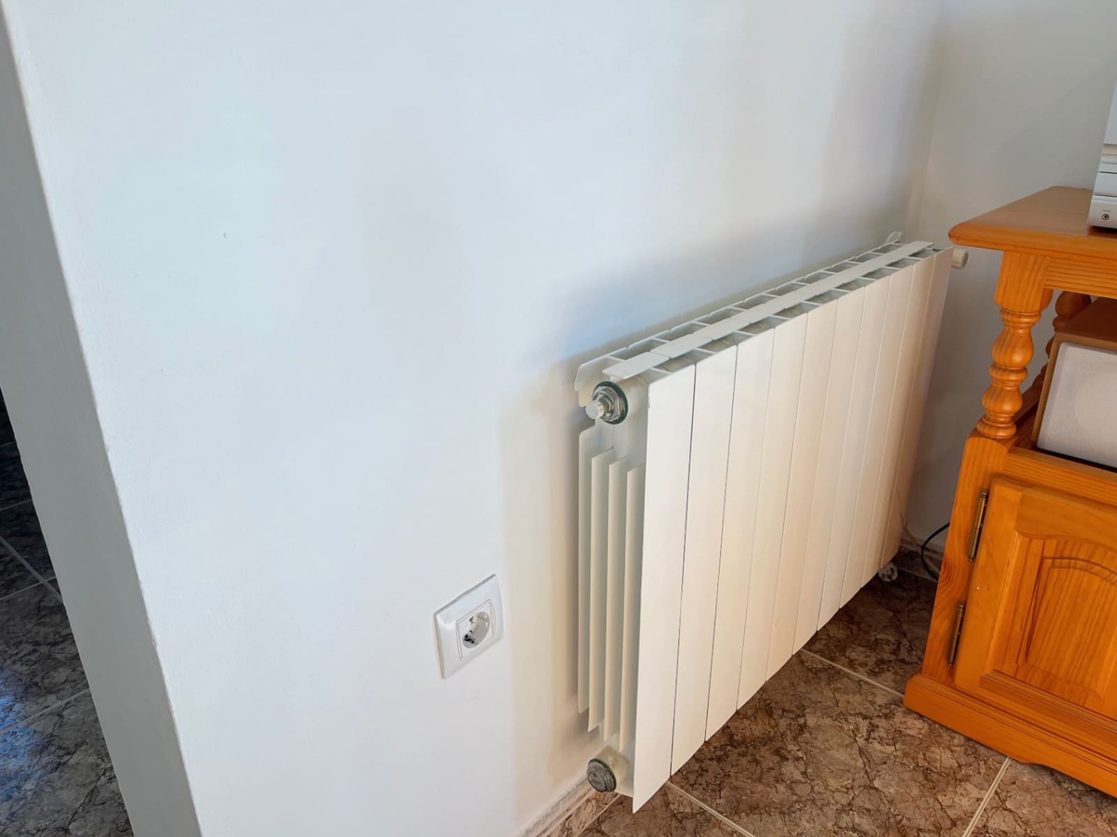 2 bedroom Villa for sale in Rafol de Almunia with pool garage - € 299,500 (Ref: 9720950)