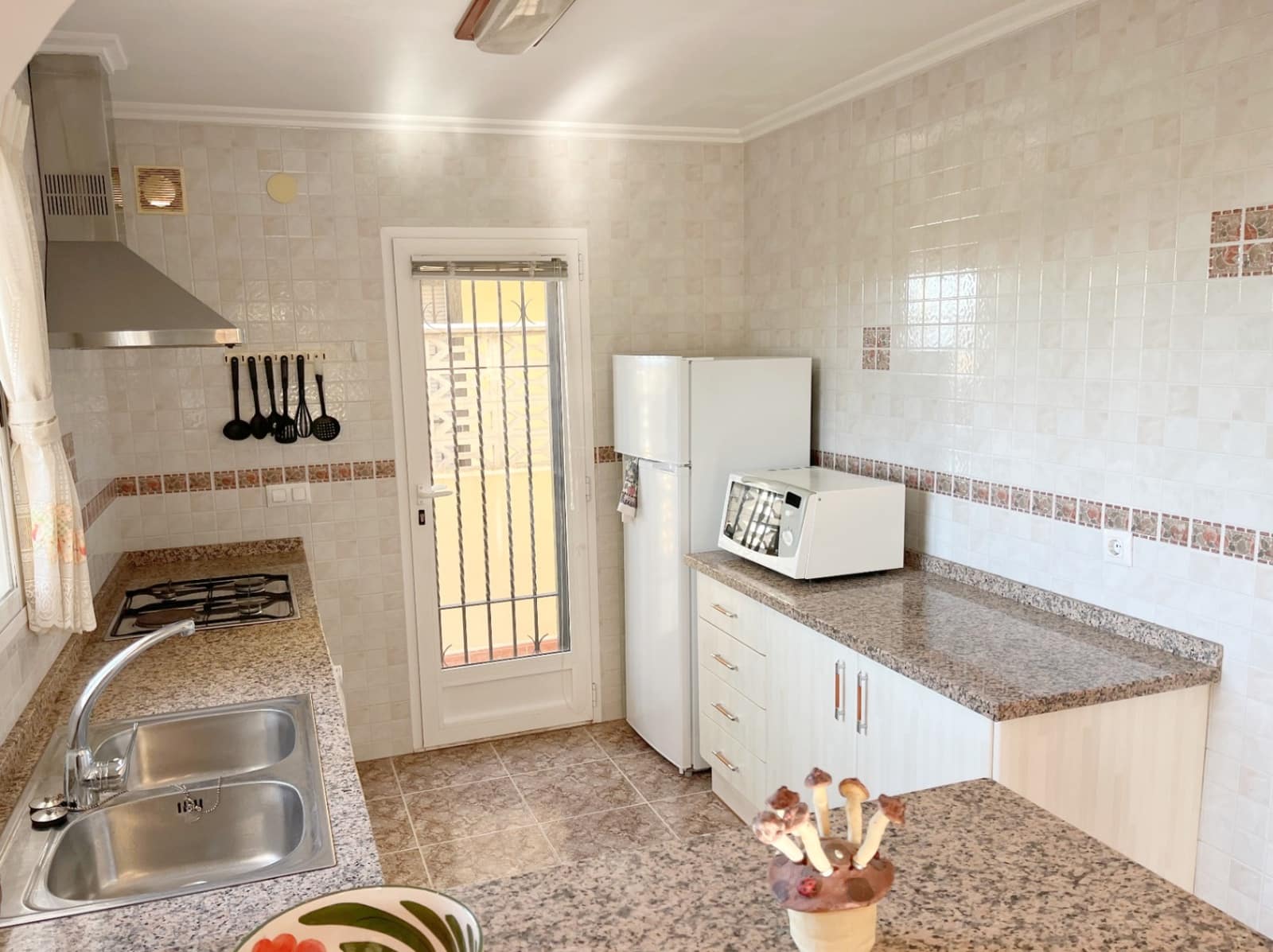 2 bedroom Villa for sale in Rafol de Almunia with pool garage - € 299,500 (Ref: 9720950)