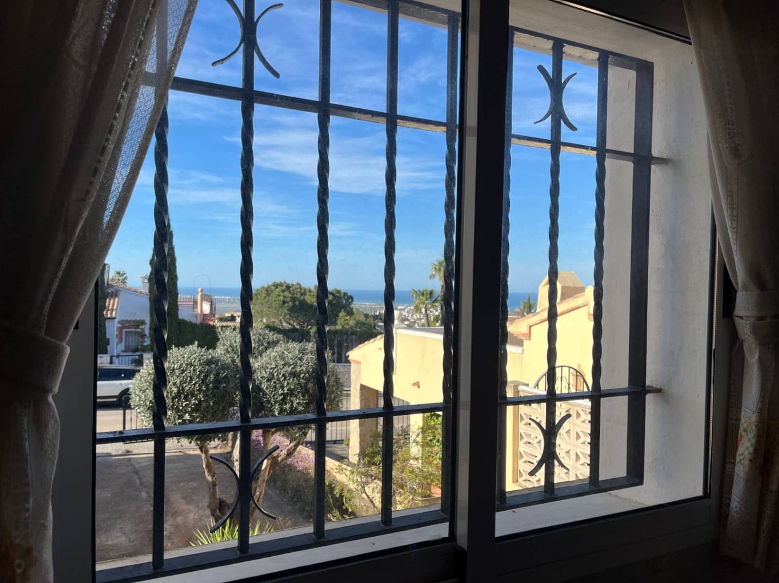 2 bedroom Villa for sale in Rafol de Almunia with pool garage - € 299,500 (Ref: 9720950)