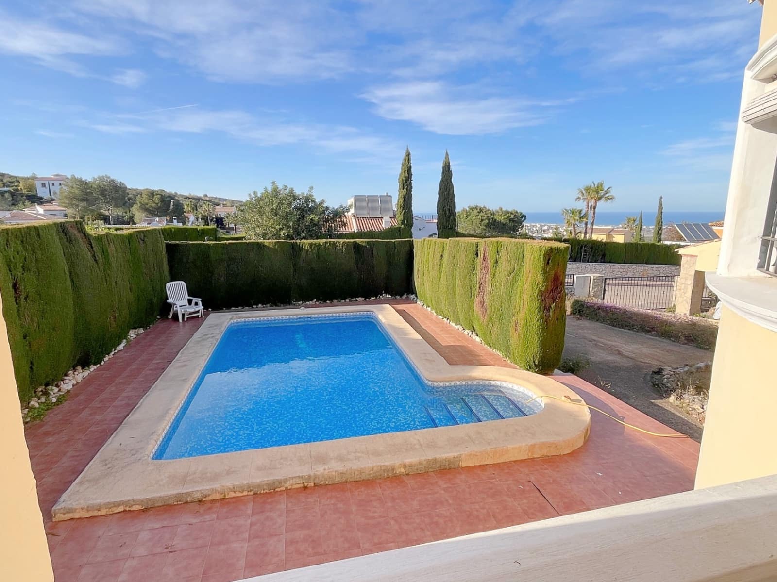 2 bedroom Villa for sale in Rafol de Almunia with pool garage - € 299,500 (Ref: 9720950)