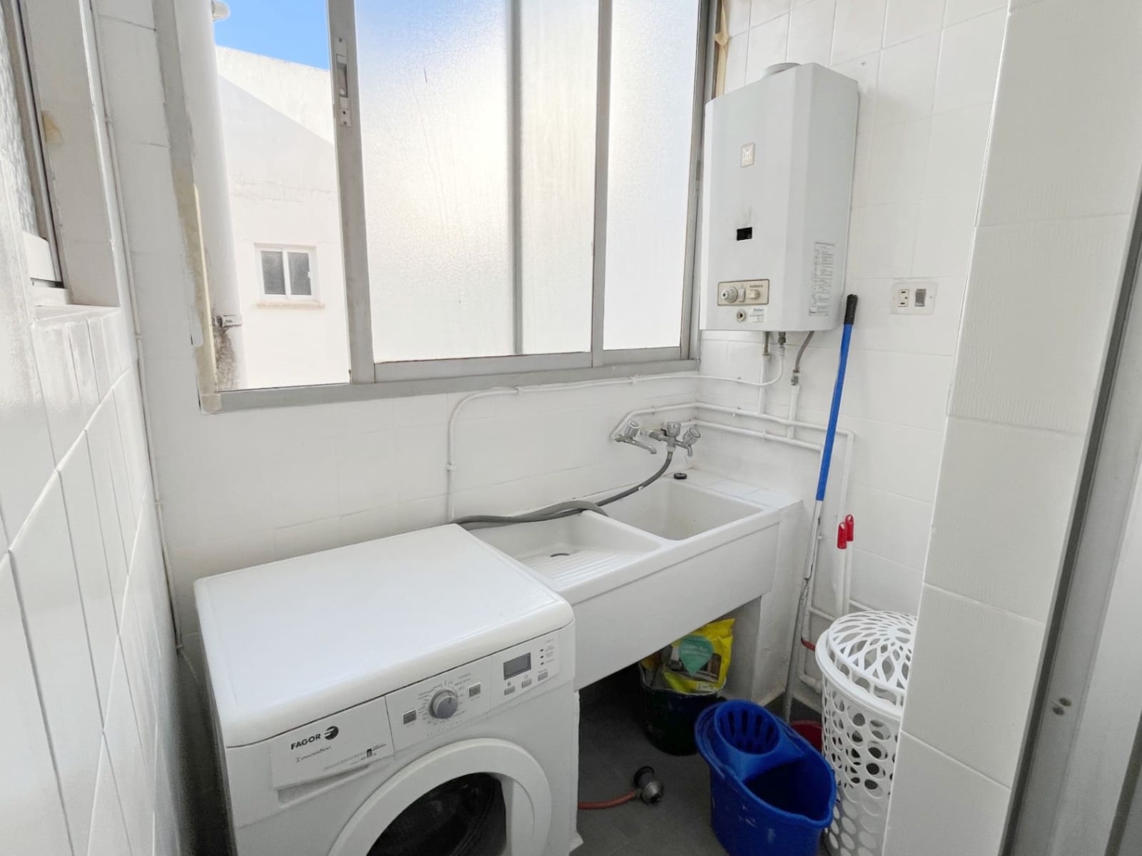 4 bedroom Apartment for sale in El Vergel / Verger - € 160,000 (Ref: 9783269)