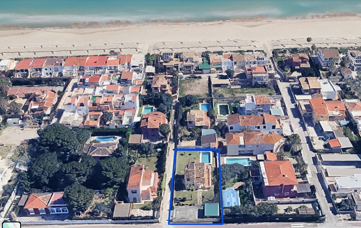3 bedroom Villa for sale in Denia with garage - € 400,000 (Ref: 9912291)